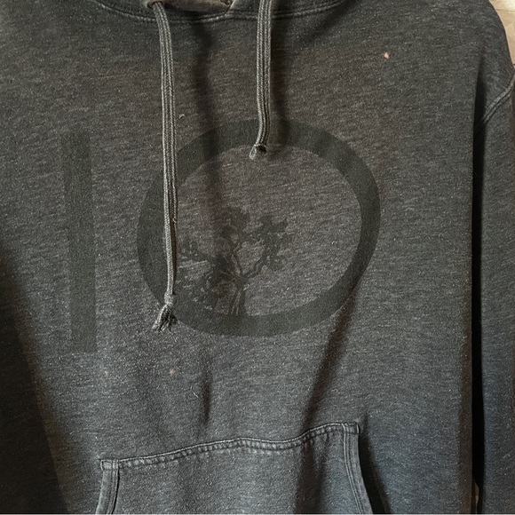 Women’s 10 Tree or Tentree Sweater/Hoodie - Picture 5 of 6